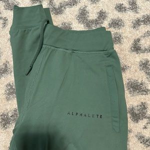 Women’s Alphalete Joggers. Size Small